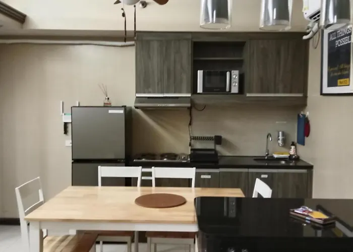 Affordable Condotel Paranaque شقة فندقية 4*